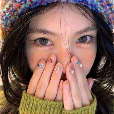 丽西玛与谢拉 在线观看封面